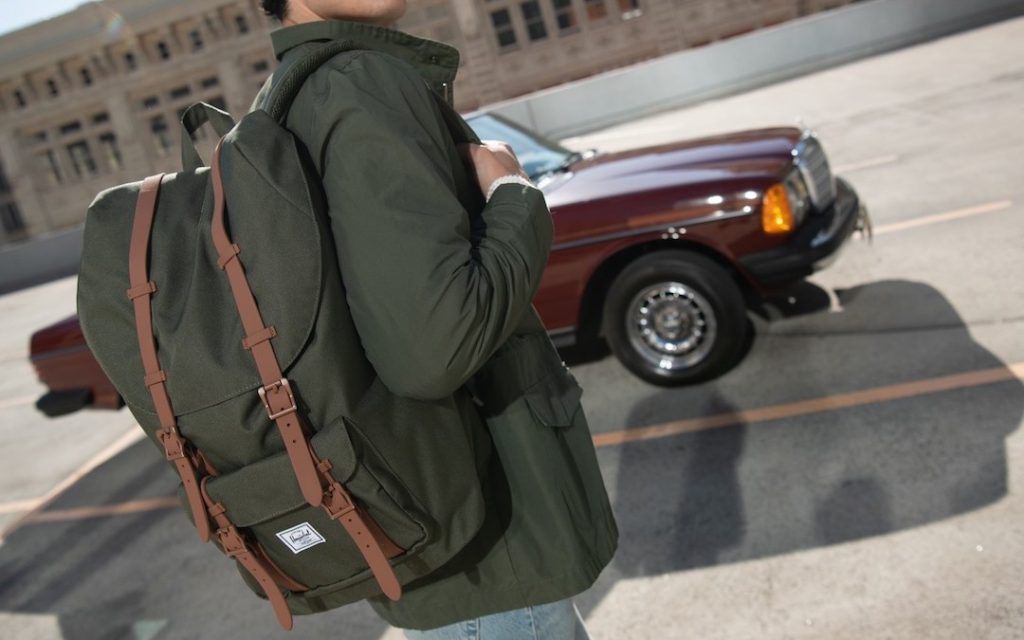 herschel-little-america-backpack-013405
