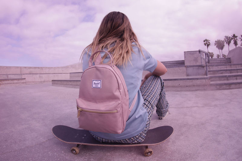 herschel-nova-backpack-mid-volume