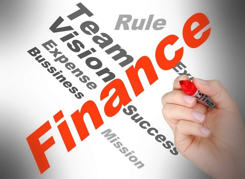 finance-connections-1207323_1280