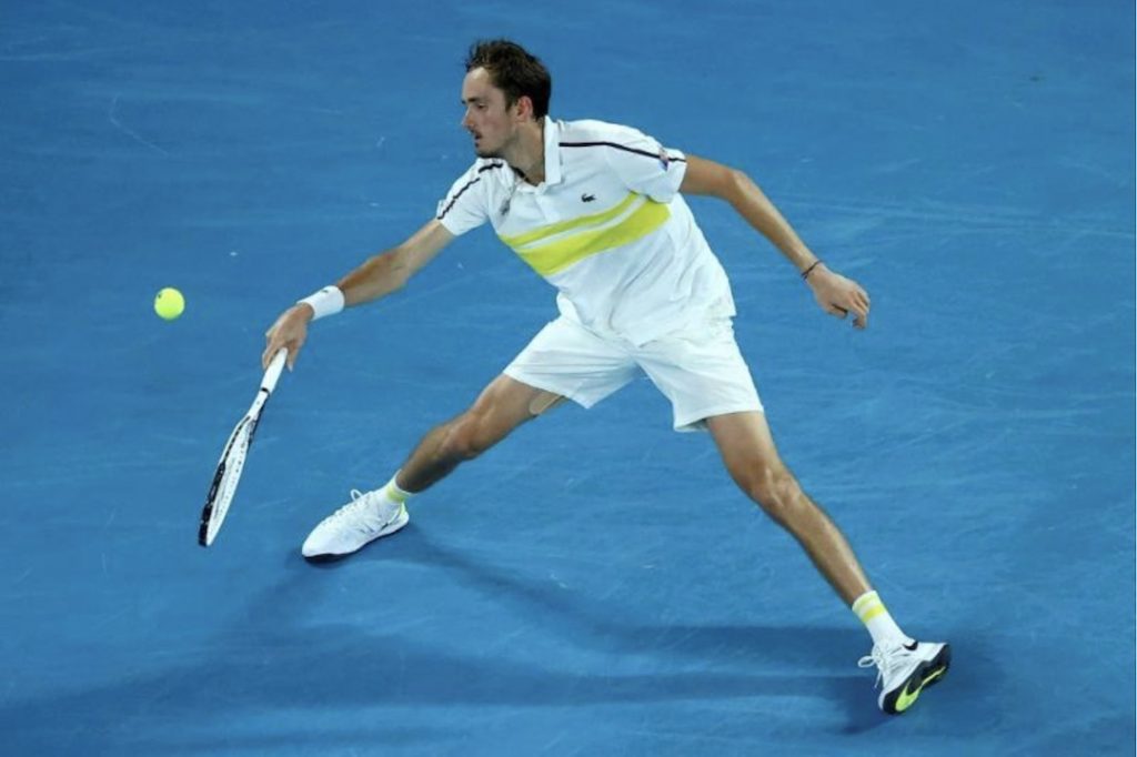 daniil-medvedev-tennis-032155