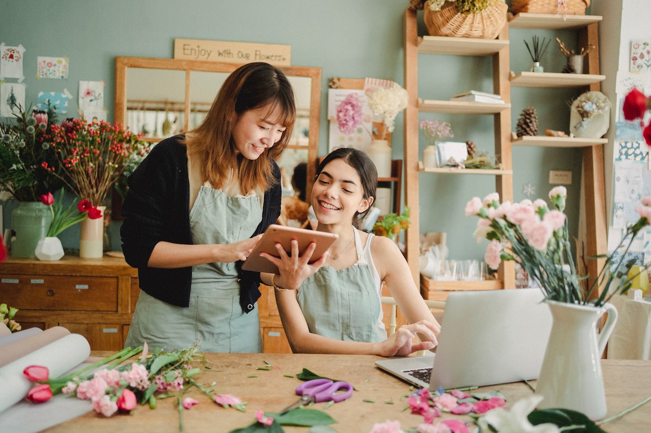 website-small-business-pexels-amina-filkins-5410070