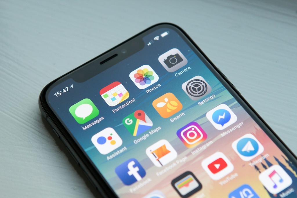 citi-io-iphone-9e9PD9blAto-unsplash